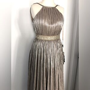 Brand NEW Rianna Couture dress for graduation, wedding or that special occasion.